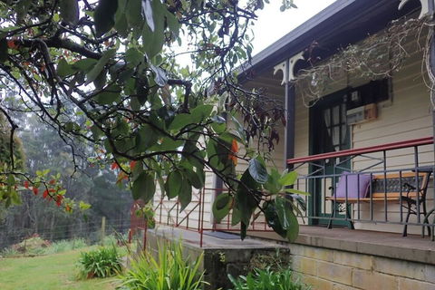 Glenbrook House And Cottage - Accommodation NT 4