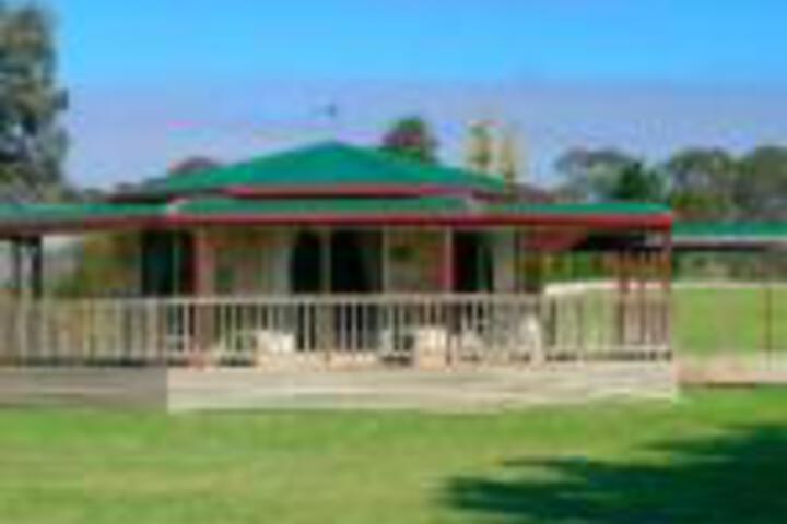  Accommodation NT