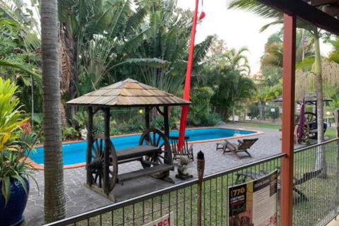 1770 Southern Cross Backpackers - Accommodation NT 2