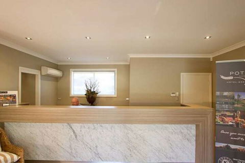 Potters Apartments - Accommodation NT 5