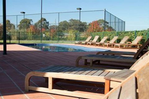 Potters Apartments - Accommodation NT 2