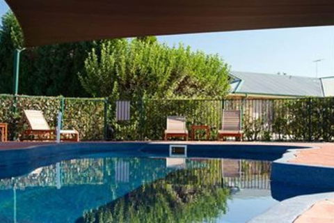 Potters Apartments - Accommodation NT 3