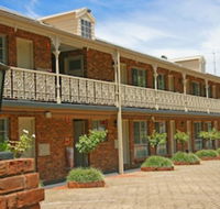 Hermitage Motor Inn - Accommodation NT