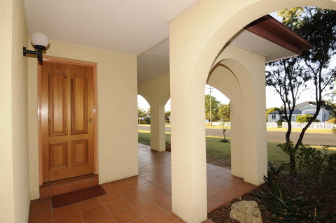 McNevin's Warwick Motel - Accommodation NT 3