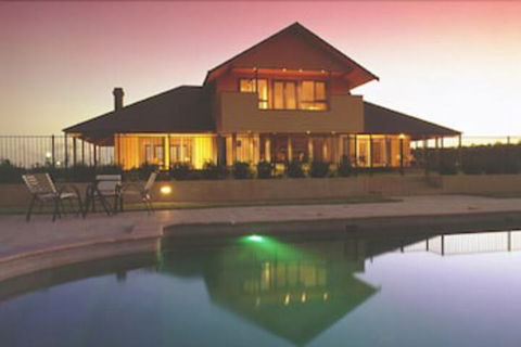 Tranquil Vale Vineyard & Cottages - Accommodation NT 7