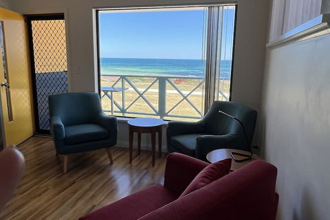 Dongara Tourist Park - Accommodation NT 5