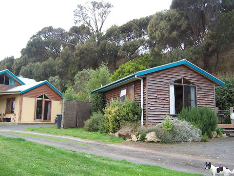 Eastern Reef Cottages - Accommodation NT 2