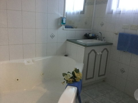 Anchor Belle Motel - Accommodation NT 4