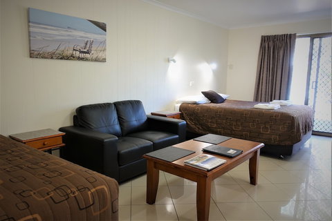Pacific Palms Motor Inn - Accommodation NT 2