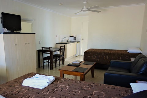 Pacific Palms Motor Inn - Accommodation NT 4