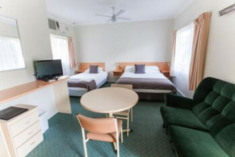 Jasmine Lodge Motel - Accommodation NT 4