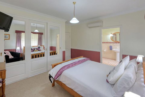 Logger's Rest - Accommodation NT 5
