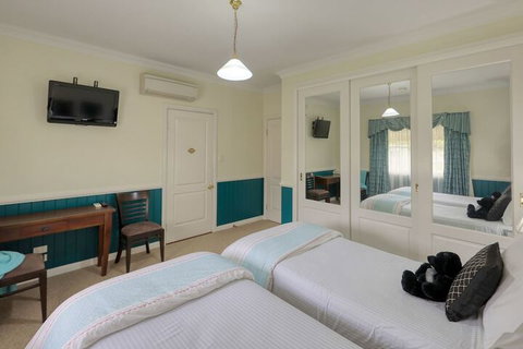 Logger's Rest - Accommodation NT 6
