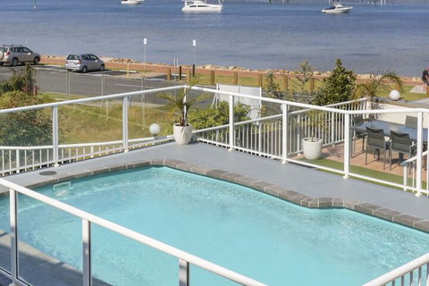 Crown Apartments - Accommodation NT 2