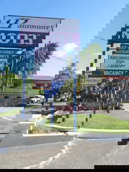 Paramount Motel - Accommodation NT 0