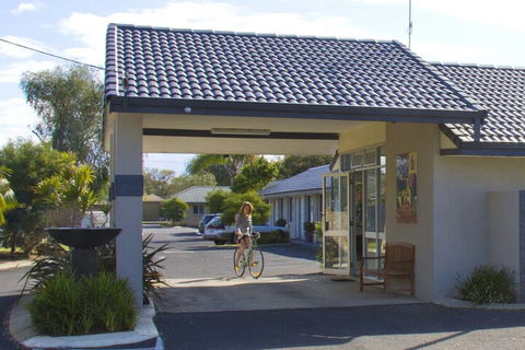 Gale Street Motel And Villas - NT Tourism 1