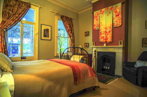 Cromwell House - Accommodation NT 3