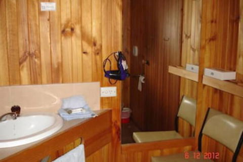 Tooleybuc Country Roads Motor Inn - NT Tourism 4
