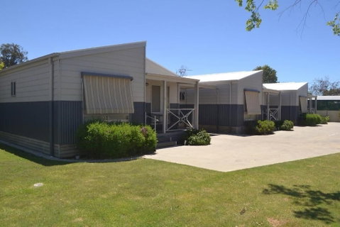 Ashleigh Court Motor Inn - Accommodation NT 0
