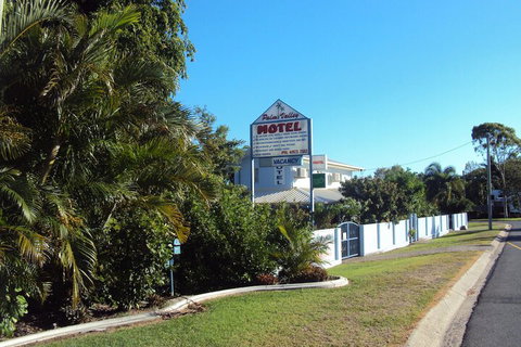 Palm Valley Motel And Self-contained Holiday Units - Accommodation NT 2