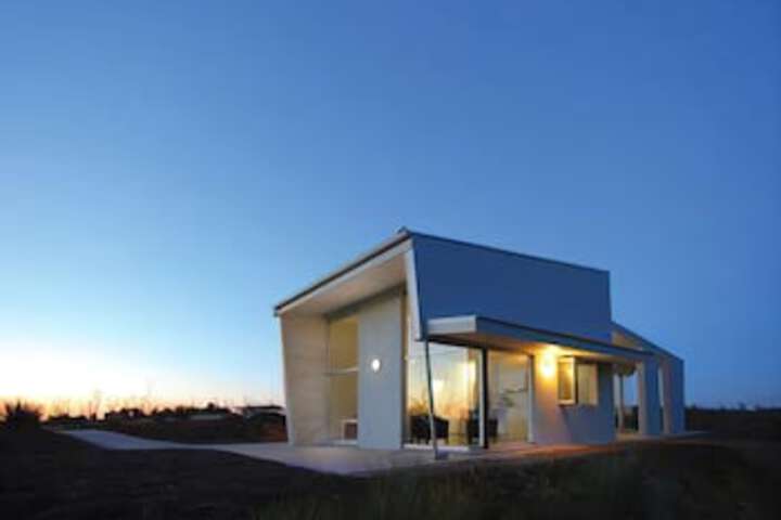  Accommodation NT