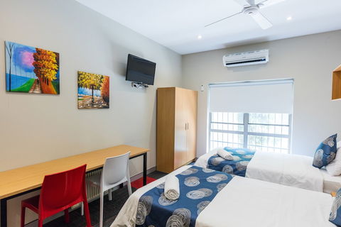 Sydney Student Living - Hostel - NT Tourism 1