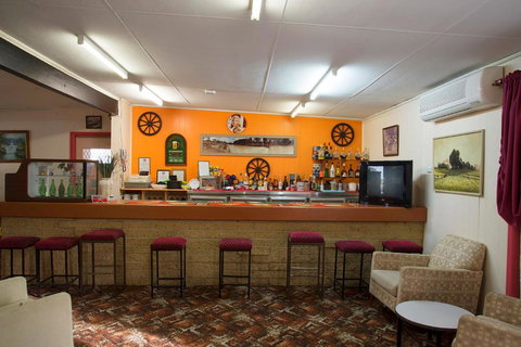 Artesian Motor Inn - Accommodation NT 4