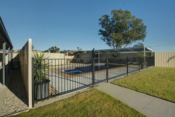 DBJ Holiday Units - Accommodation NT 0