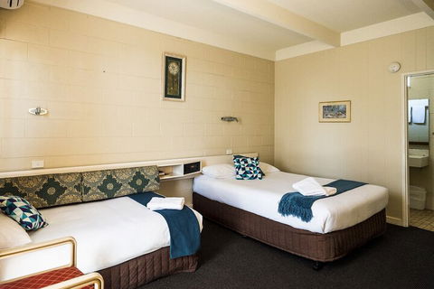 Plainsman Motel - Accommodation NT 4