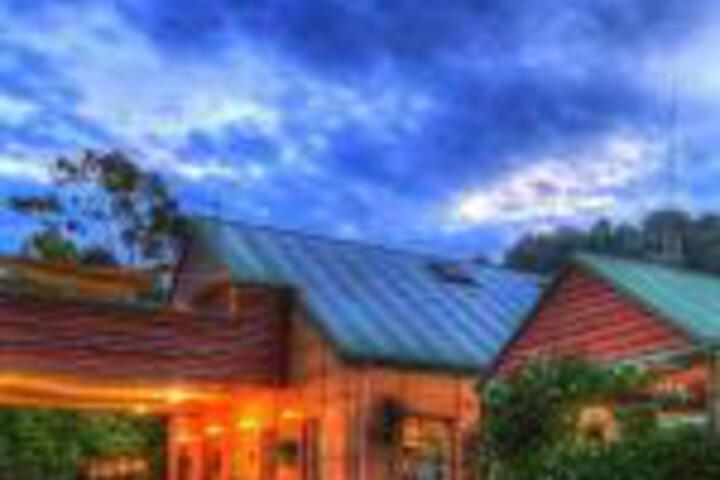  Accommodation NT