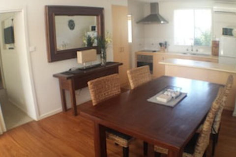Oceana Holiday Units - Accommodation NT 0