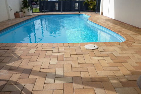 Oceana Holiday Units - Accommodation NT 4