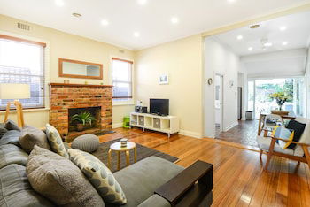 BOUTIQUE STAYS - Clifton Park - NT Tourism 0