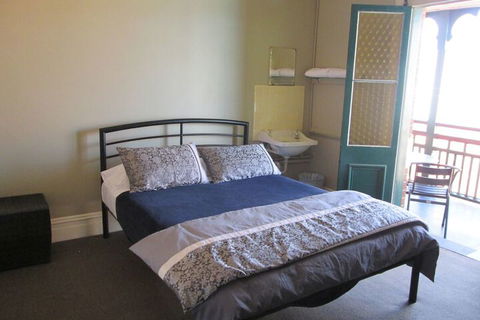 Maclean Hotel - Accommodation NT 3