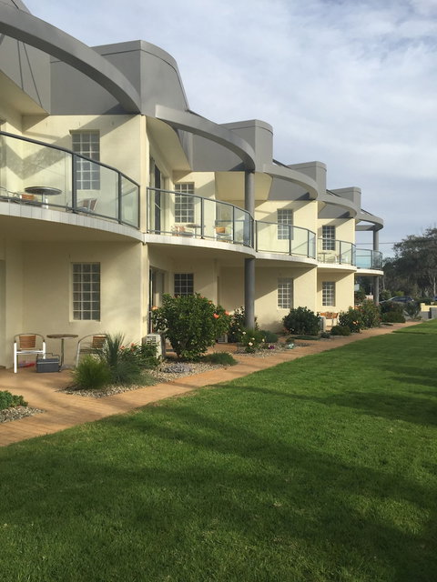 Merimbula Lake Apartments - Accommodation NT 1