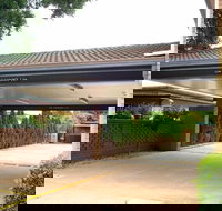 A Raceview Motor Inn - Accommodation NT