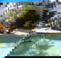 Salamander Beach Accommodation Adults Only - Accommodation NT