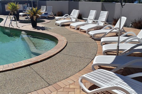 Pandanus Coolum Beach - Accommodation NT 2