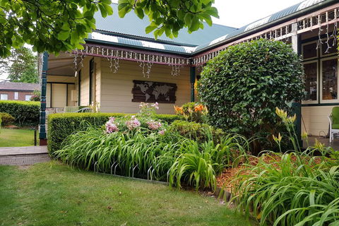 Glenella Guesthouse - Accommodation NT 1