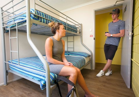 Airlie Beach YHA - Hostel - Accommodation NT 6
