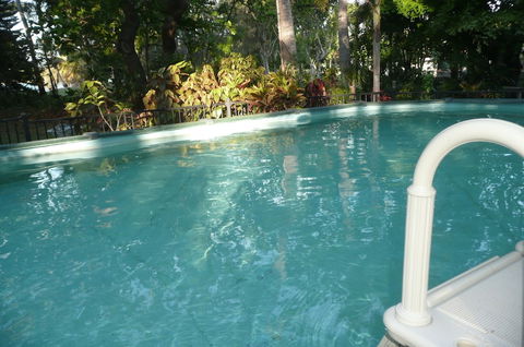 Beachside Holiday Units - NT Tourism 1