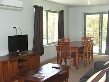 Seahorse Coastal Villas - Accommodation NT 2