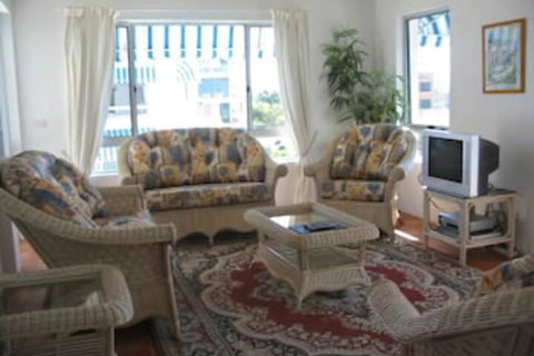 Estoril On Moffat - Accommodation NT 4