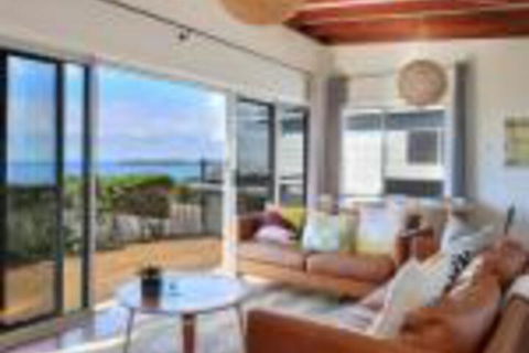 Seakissed Beach House - NT Tourism 0
