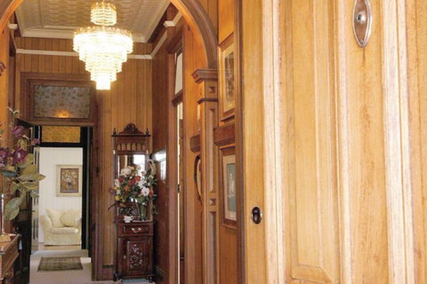 Wiss House Bed And Breakfast - Accommodation NT 7