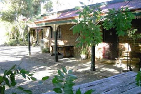 Eagle Foundry Bed & Breakfast - NT Tourism 1