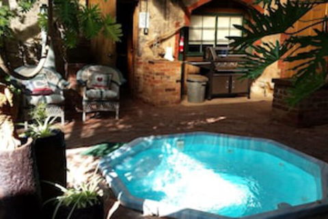 Eagle Foundry Bed & Breakfast - NT Tourism 0