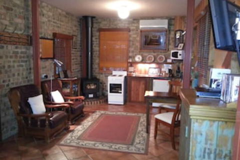 Eagle Foundry Bed & Breakfast - NT Tourism 4
