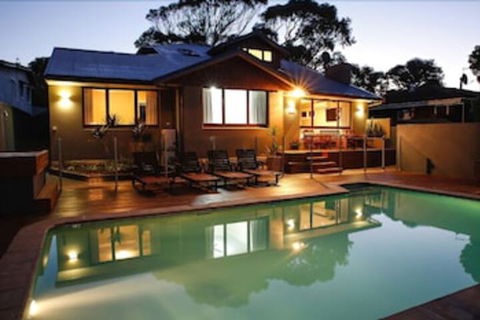 Waikiki Beach Bed & Breakfast - Accommodation NT 2
