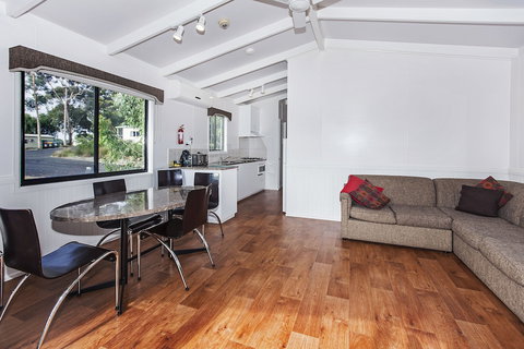 Naracoorte Holiday Park - Accommodation NT 4